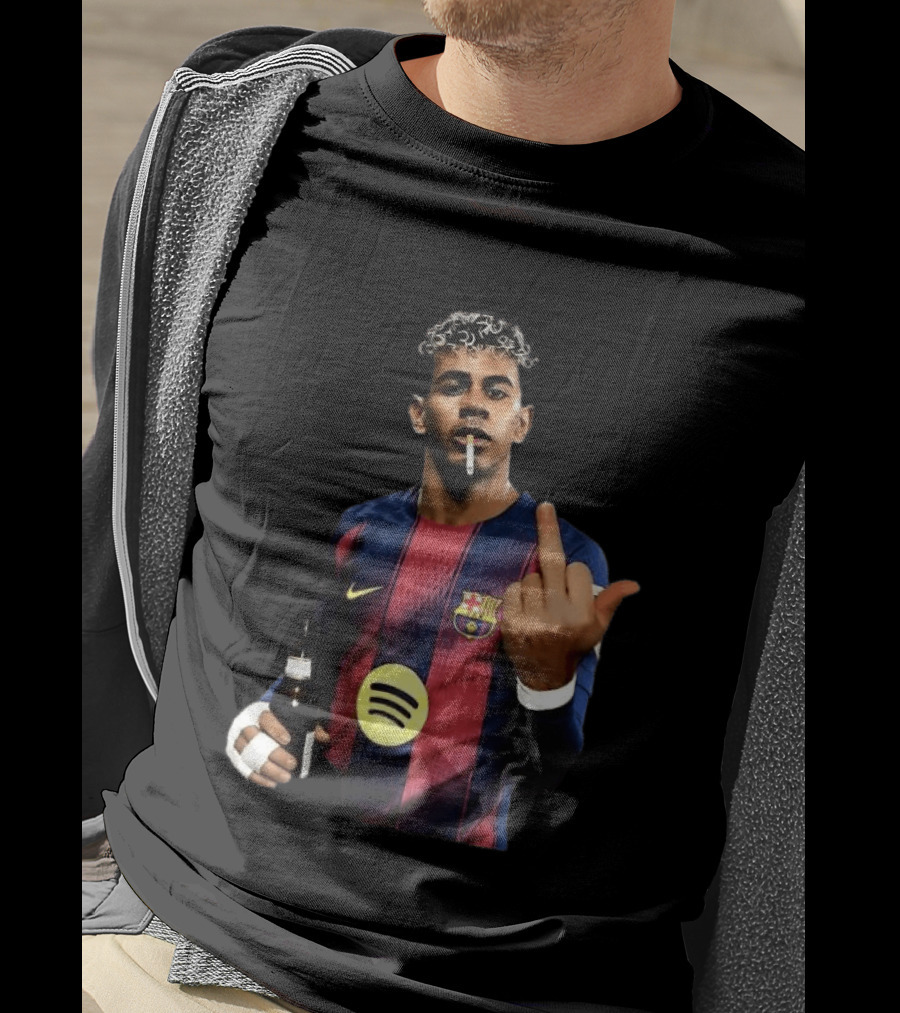 Lamine Yamal FC Barcelona Meme Middle Finger Gesture With Beer And Cigarette T-Shirt