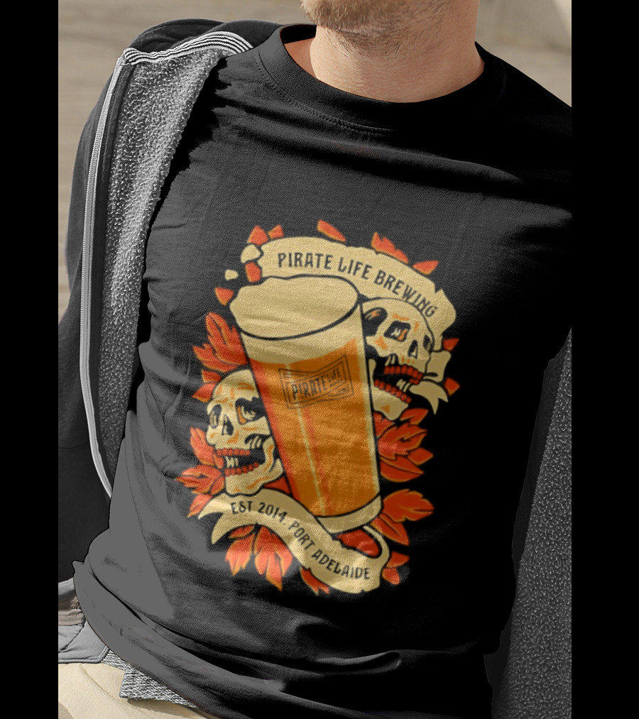 Pirate Life Brewing Est 2014 Port Adelaide Pint Skulls T-Shirt