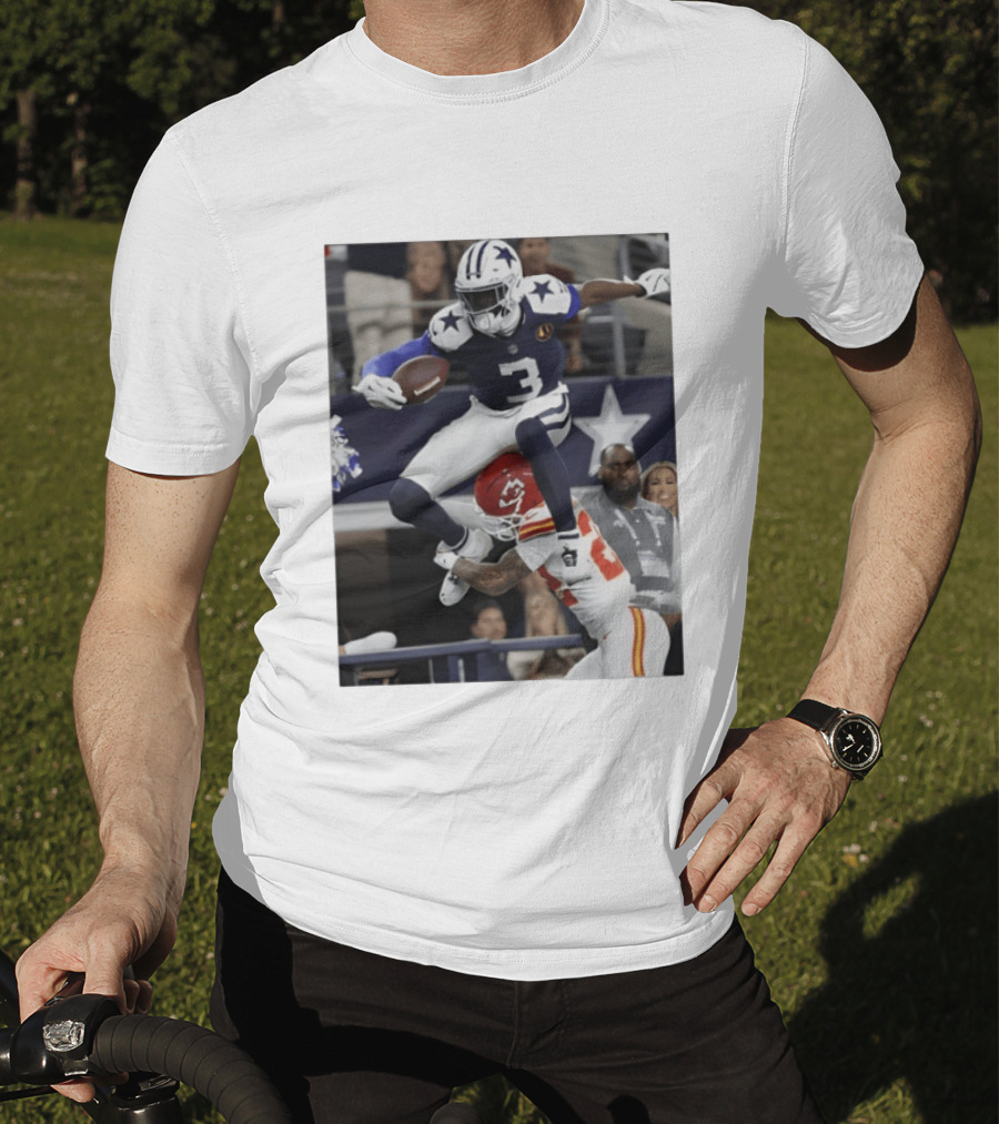 Football Leap Dallas Vs Kansas Royals Dynamic Action T-Shirt