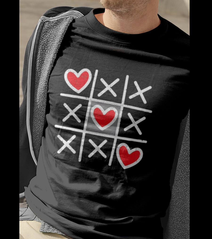 Tic Tac Toe XO Hearts Love Valentine Day Red Heart Crosses T-Shirt