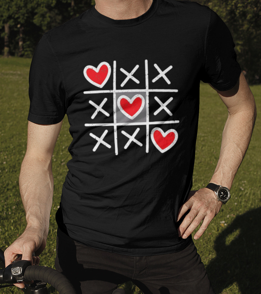 Tic Tac Toe XO Hearts Love Valentine Day Red Heart Crosses T-Shirt