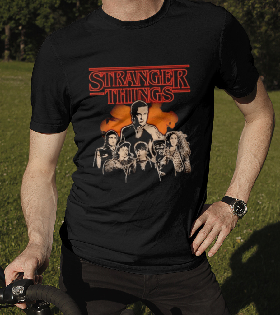 Stranger Things Cast Group Illustration With Eleven And Main Characters T-Shirt