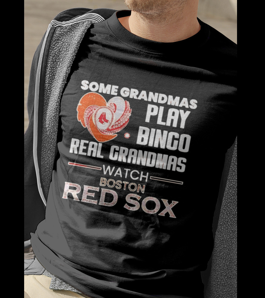 Some Grandmas Play Bingo Real Grandmas Boston Red Sox Diamond Heart Shape T-Shirt