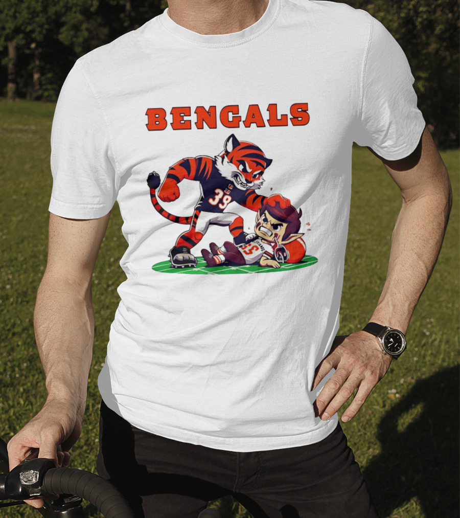 Cincinnati Bengals Rivals Cleveland Browns Cartoon T-Shirt