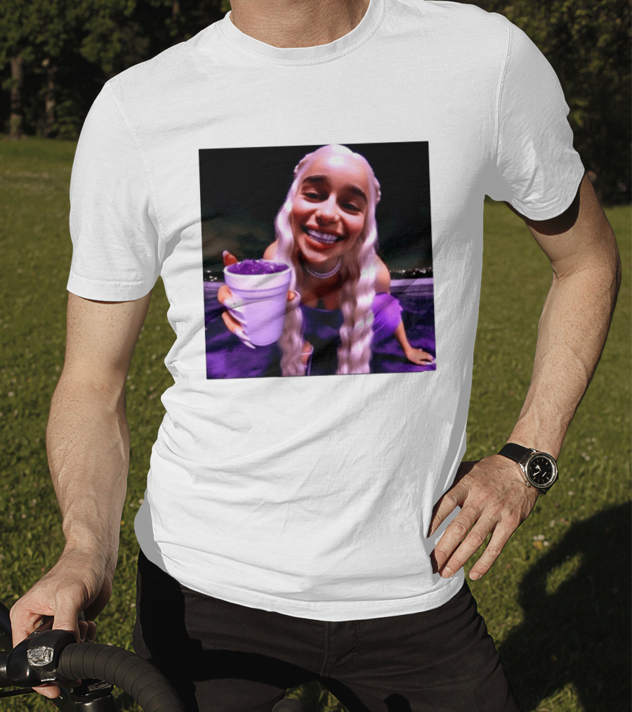 Emilia Clarke Purple Cup Queen Of Dragons Vibrant Smile T-Shirt