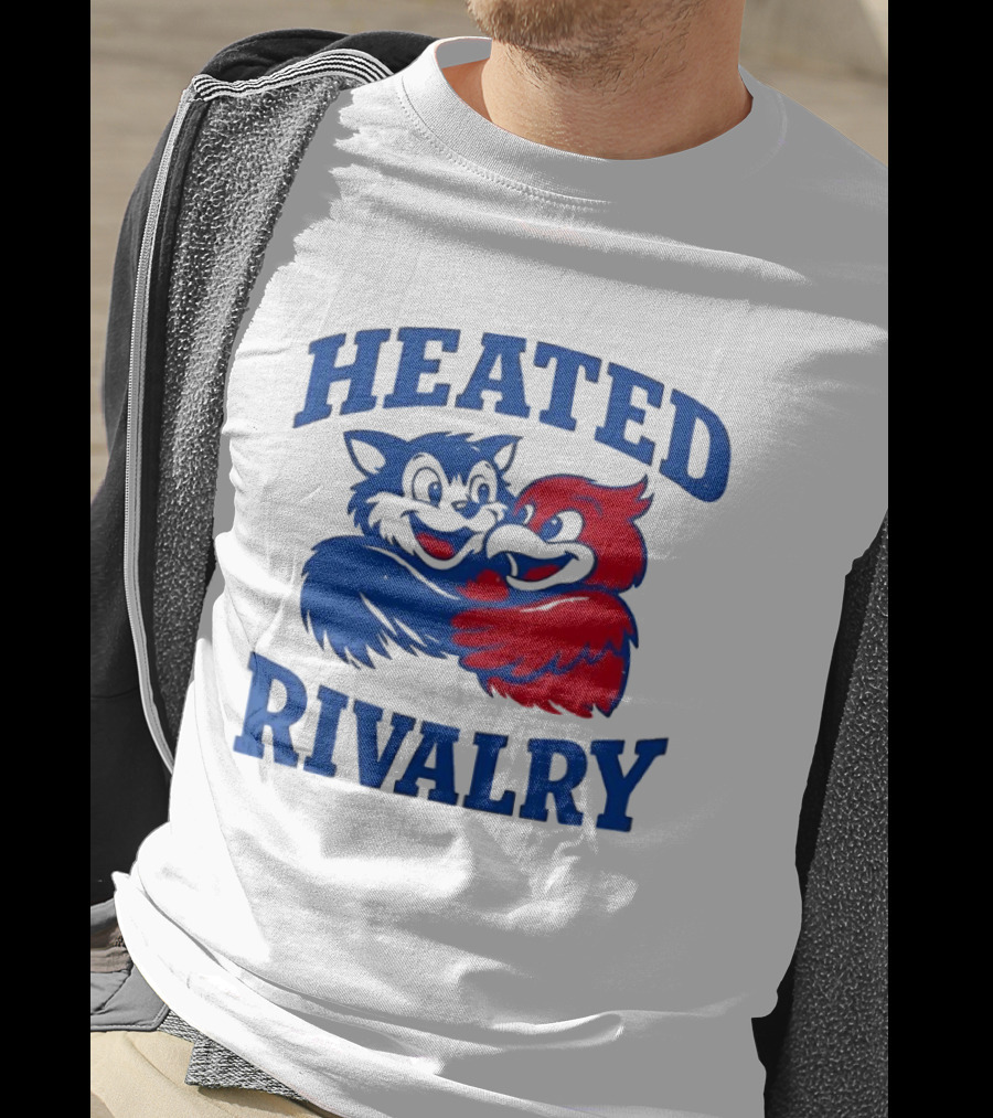 Heated Rivalry Kentucky Wildcats Louisville Cardinals Hugging Cartoon T-Shirt
