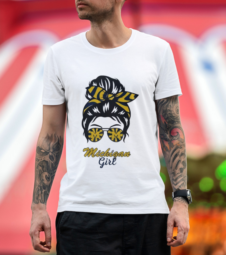 Michigan Girl Messy Bun Glasses Bow T-Shirt