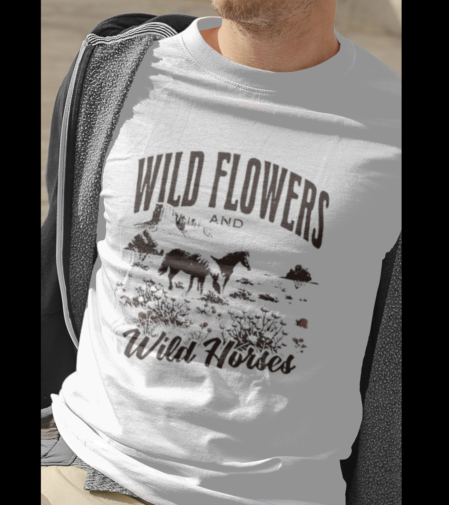 Wildflowers And Wild Horses Lainey Wilson T-Shirt