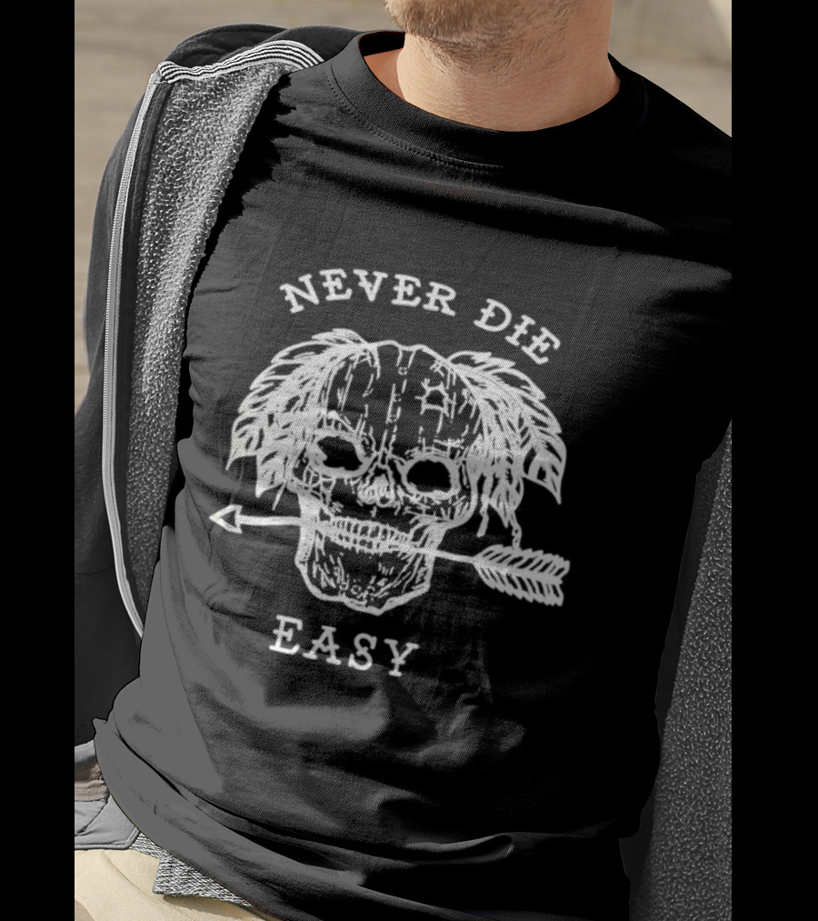 Never Die Easy Skull Feather Arrow T-Shirt
