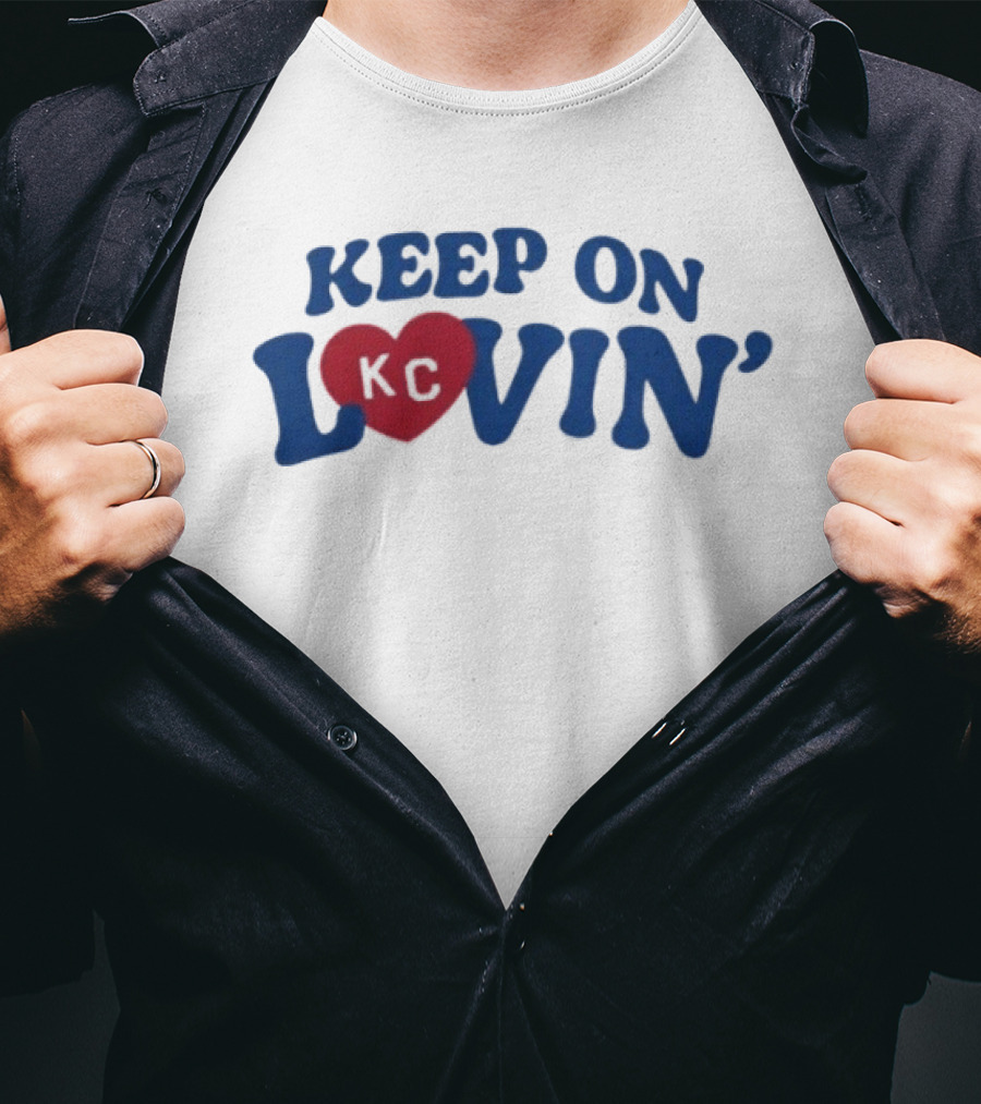 Keep On KC Lovin' Heart Design Charlie Hustle Shop T-Shirt