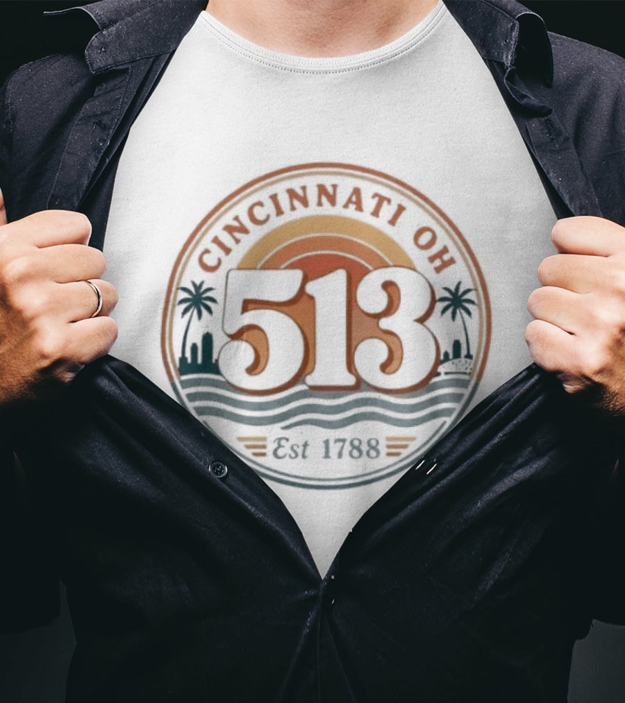 Cincinnati Ohio 513 Est 1788 Retro Sunset Palms T-Shirt