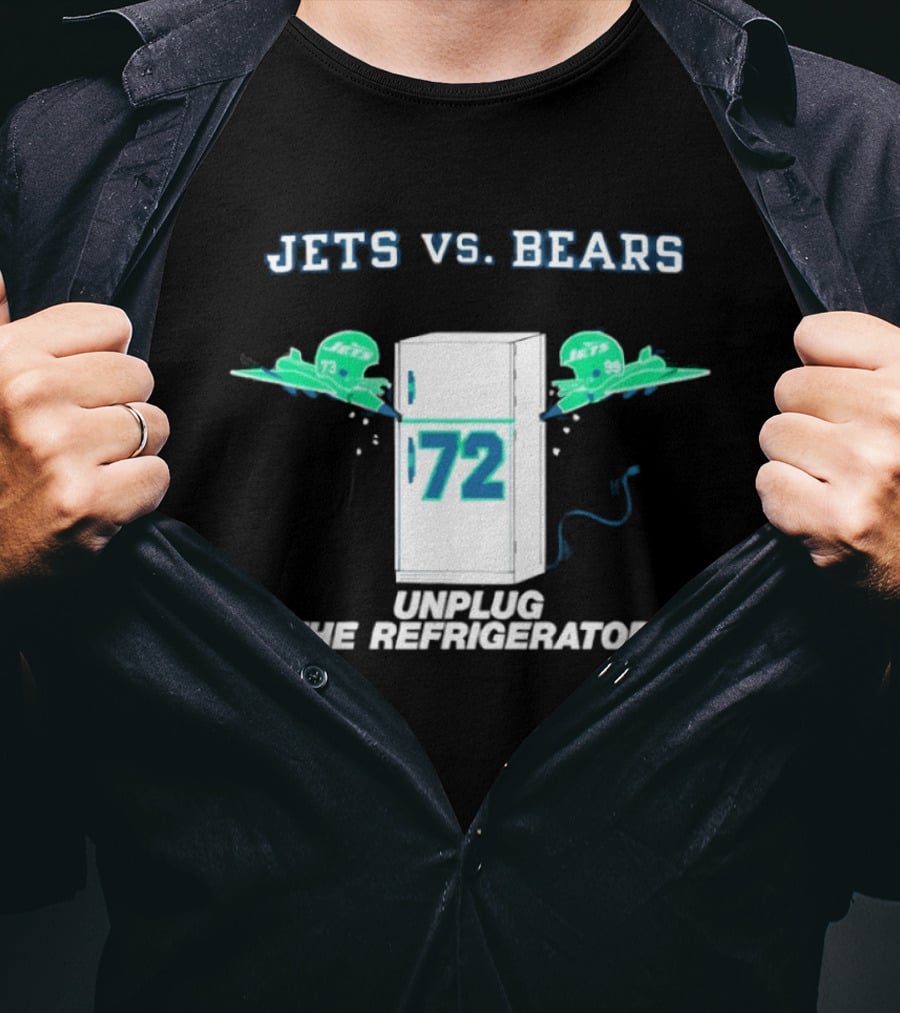 Jets Vs Bears Unplug The Refrigerator 72 Helmets Clash T-Shirt