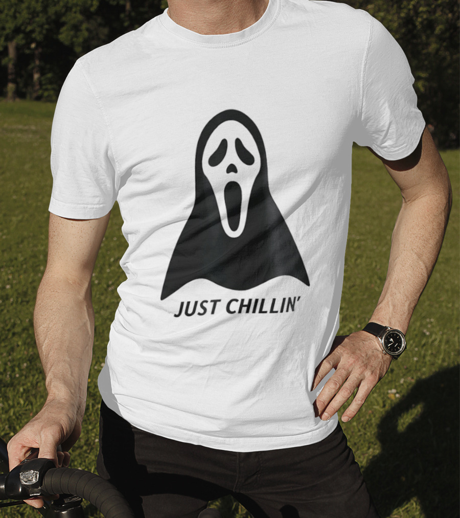 Ghostface Just Chillin Halloween Horror Mask T-Shirt