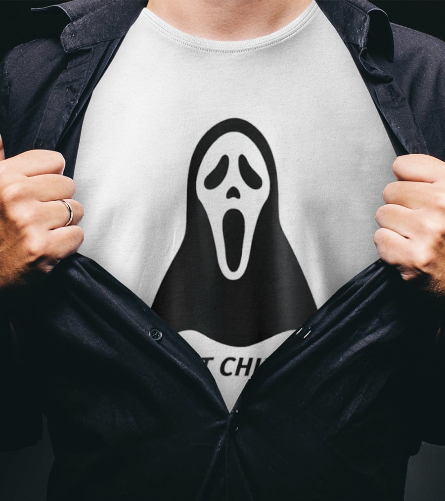 Ghostface Just Chillin Halloween Horror Mask T-Shirt
