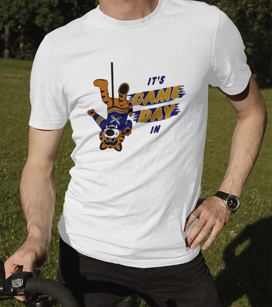 Sabretooth It's Game Day In Buffalo Sabres Hockey T-Shirt