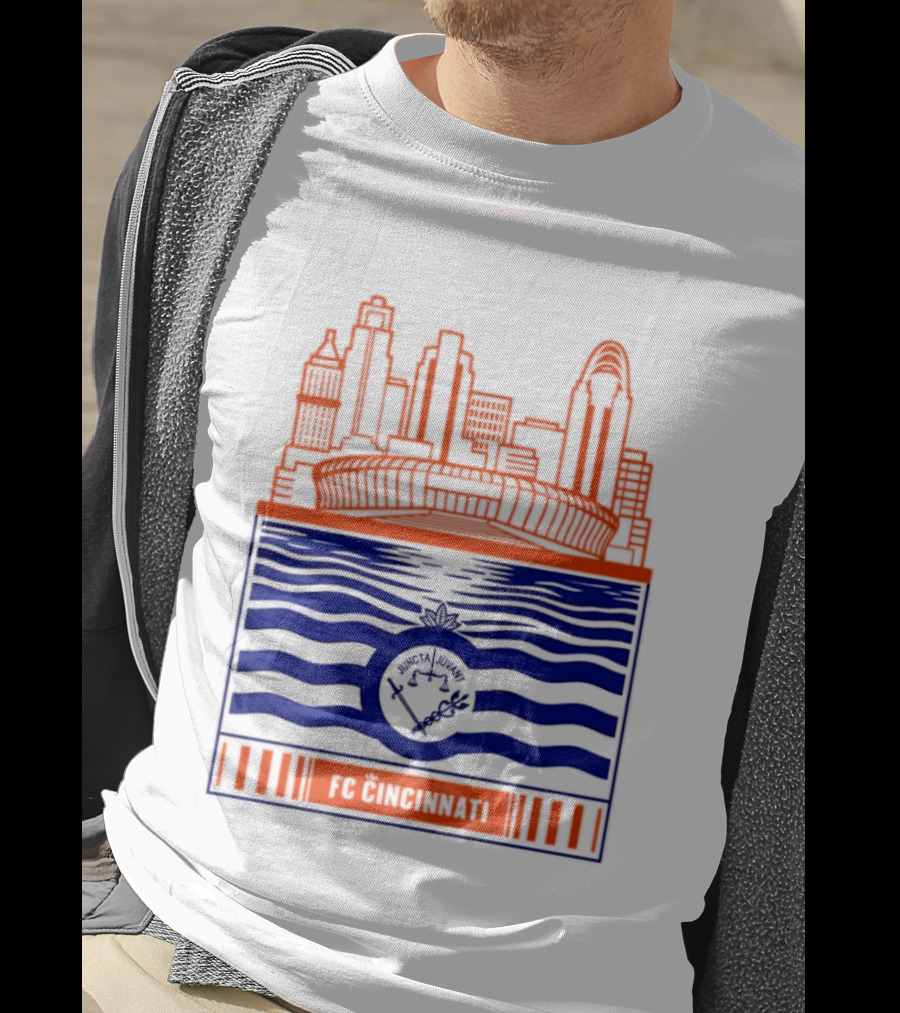 FC Cincinnati Stadium Skyline With River Flag T-Shirt