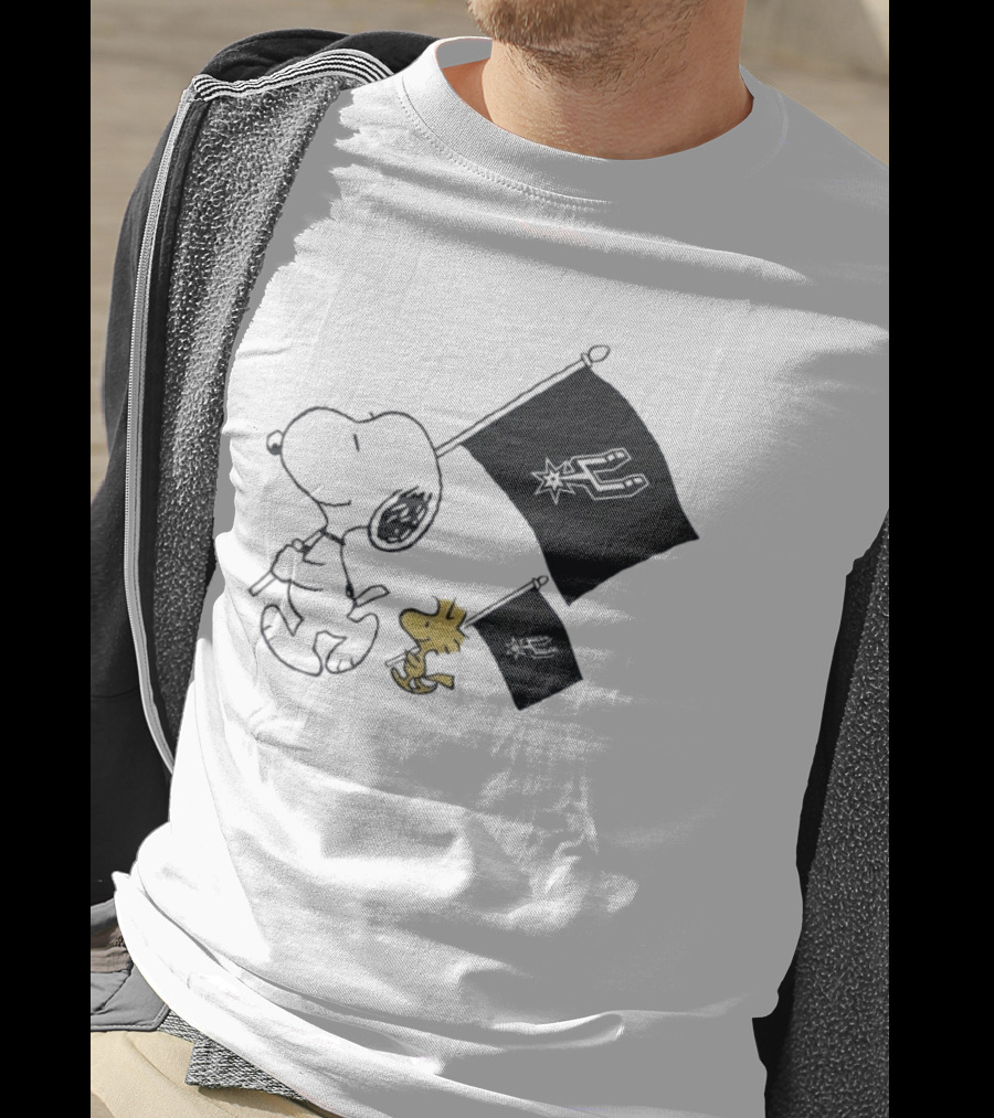 Snoopy Woodstock San Antonio Spurs Flags Peanuts NBA Fan T-Shirt