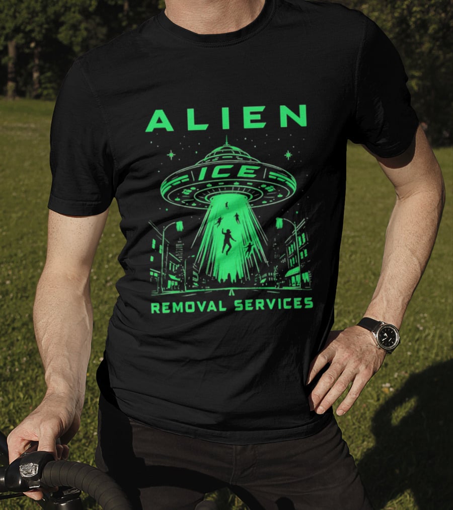 ALIEN ICE UFO Removal Services Extraterrestrial Abduction Scene T-Shirt
