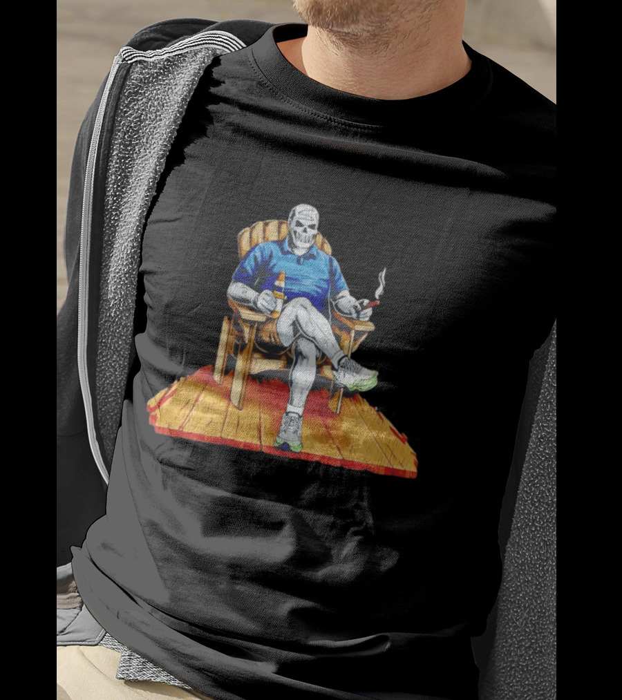 DarthBeards Skull Sitting In A Lawn Chair With Beer And Cigar T-Shirt
