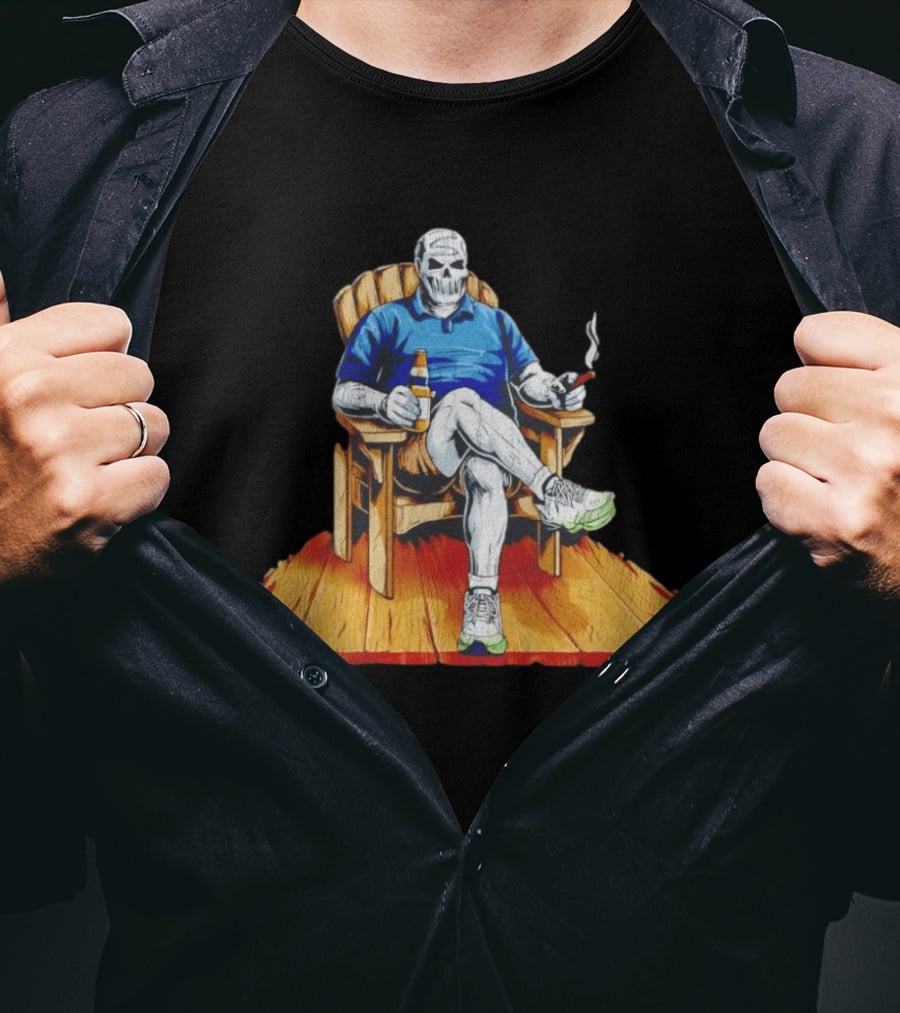 DarthBeards Skull Sitting In A Lawn Chair With Beer And Cigar T-Shirt