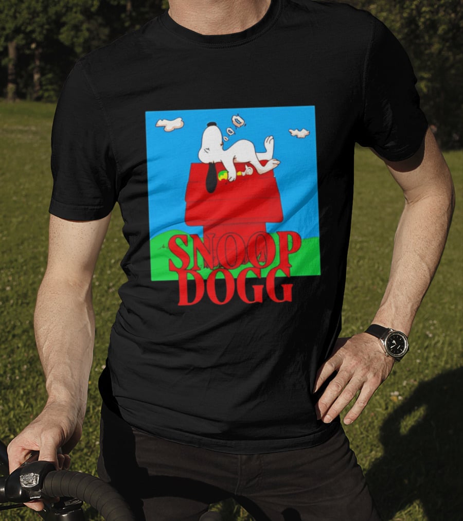 Snoop Dogg Snoopy Parody Relaxing On Doghouse T-Shirt