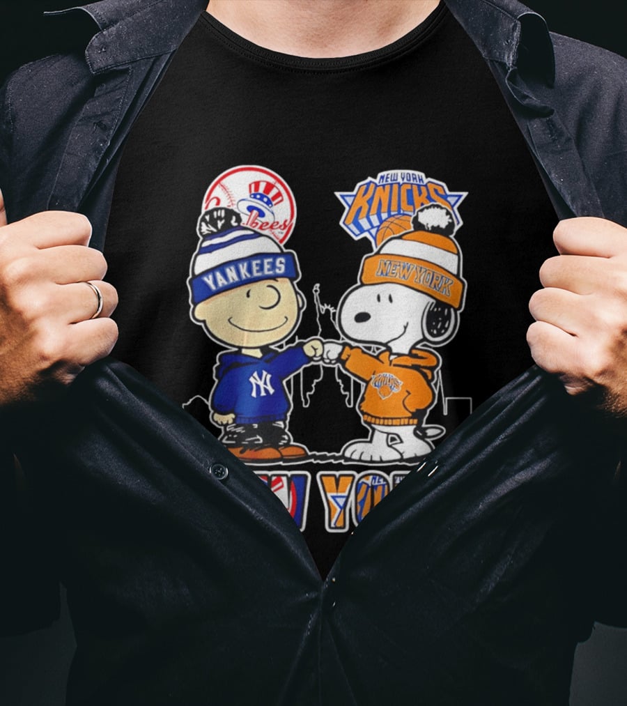 New York Yankees New York Knicks Charlie Brown Snoopy T-Shirt