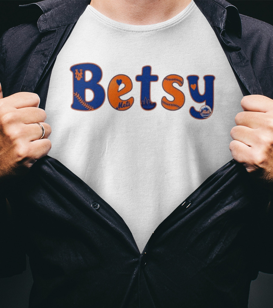 Betsy New York Mets Baseball MLB City Skyline Mets T-Shirt