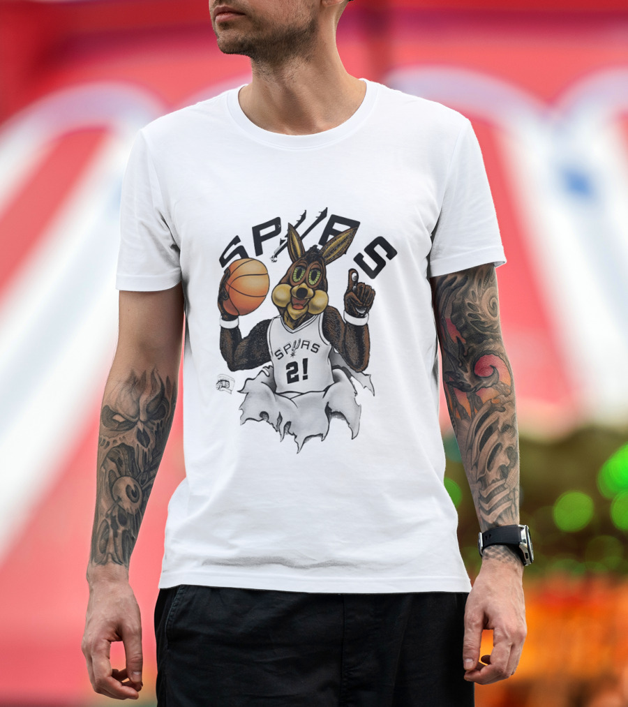 Coyote 21 Tim Duncan San Antonio Spurs Basketball Silver Breakthrough 2026 T-Shirt