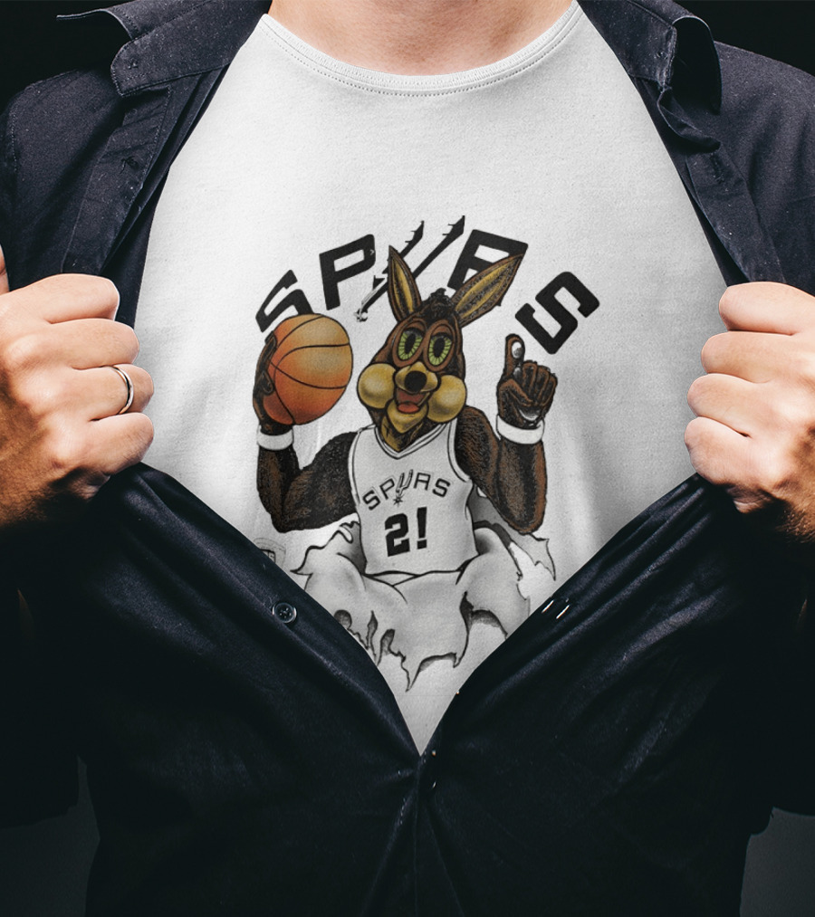Coyote 21 Tim Duncan San Antonio Spurs Basketball Silver Breakthrough 2026 T-Shirt