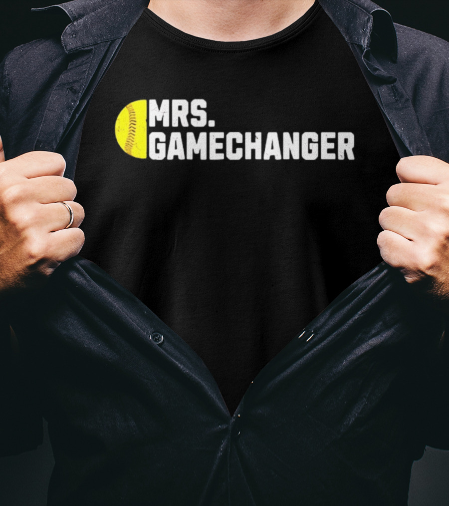Mrs. Gamechanger Softball Baseball Enthusiast Athlete Lover Fitness Sports T-Shirt