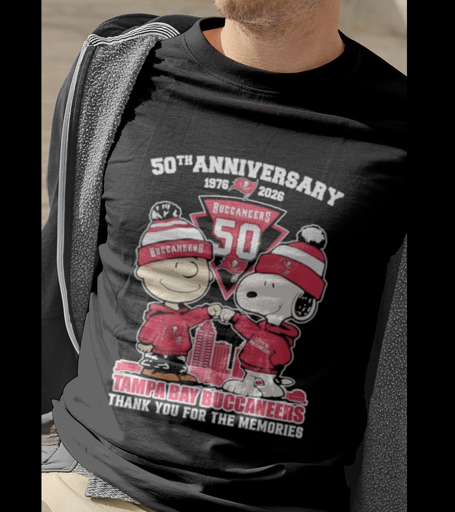 50th Anniversary Tampa Bay Buccaneers Snoopy Charlie Brown 1976 2026 Thank You For The Memories T-Shirt