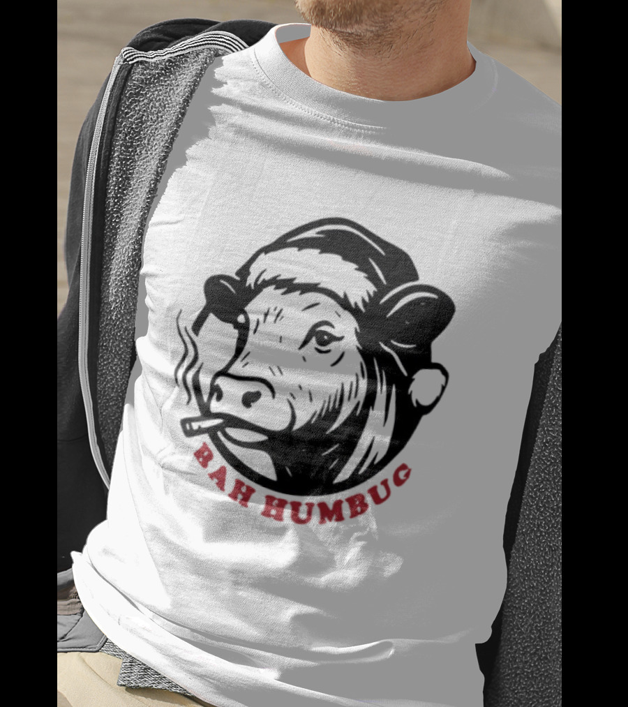 Cow Santa Smoking Bah Humbug Christmas Humor T-Shirt