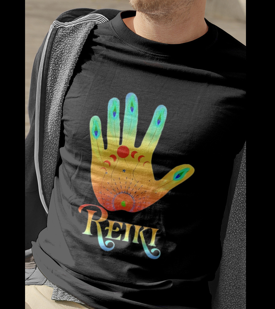 Reiki Practitioner Healer Therapist Master Colorful Hand T-Shirt