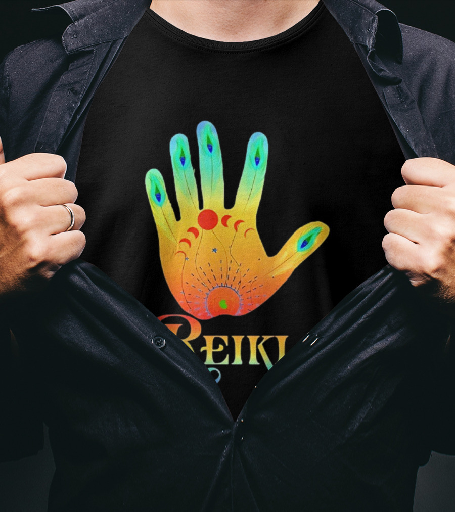 Reiki Practitioner Healer Therapist Master Colorful Hand T-Shirt