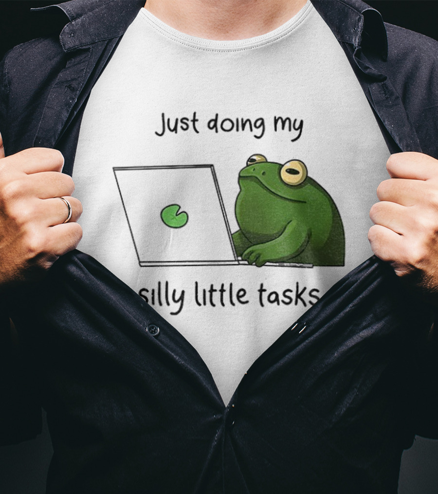 Silly Frog Doing My Little Tasks Playful Green T-Shirt