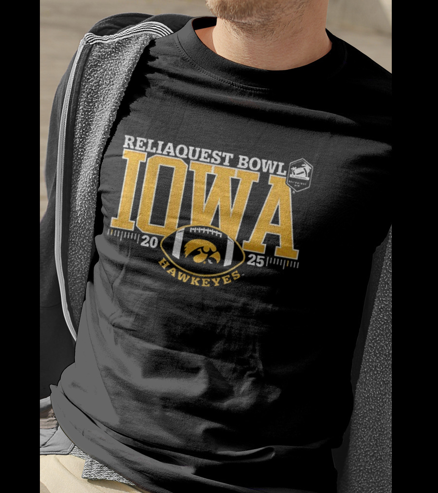Iowa Hawkeyes Reliaquest Bowl 2025 Football Event T-Shirt