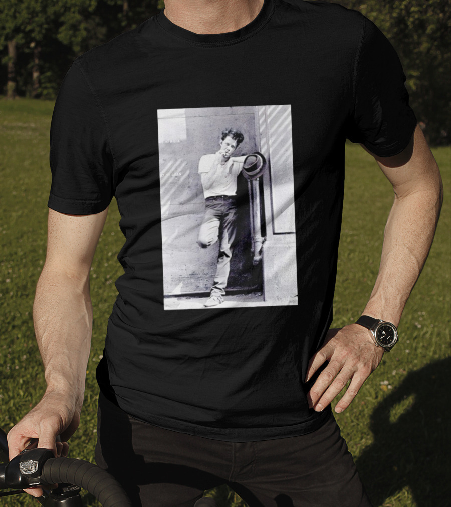Robin Buckley Tom Waits Smoking Pose T-Shirt
