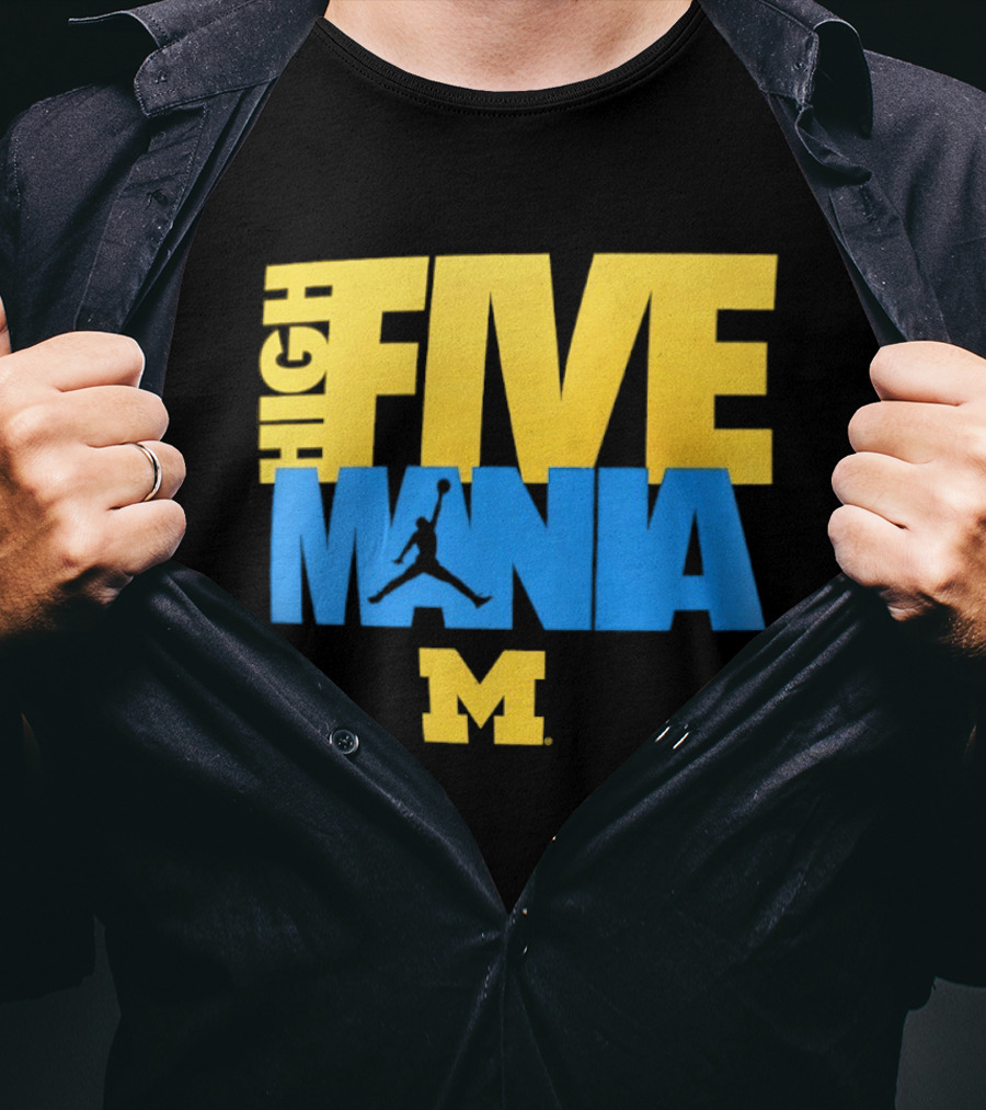 Michigan Wolverines High Five Mania M T-Shirt