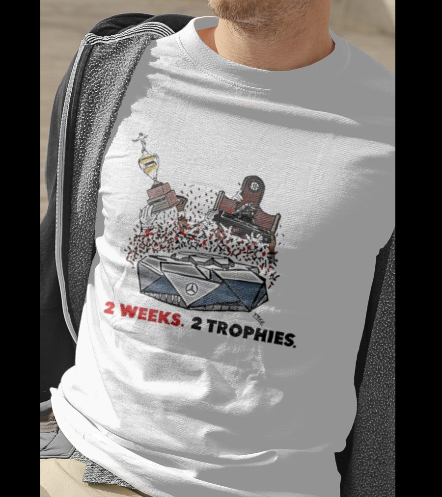 Georgia Bulldogs Football SEC Southeastern Conference 2 Weeks 2 Trophies T-Shirt
