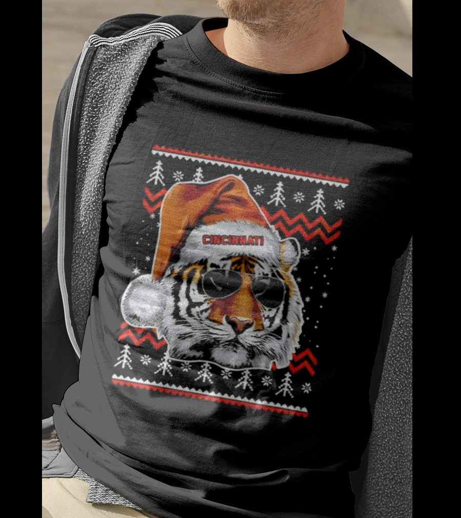 Cincinnati Santa Hat Tiger Ugly Christmas Vintage Football T-Shirt