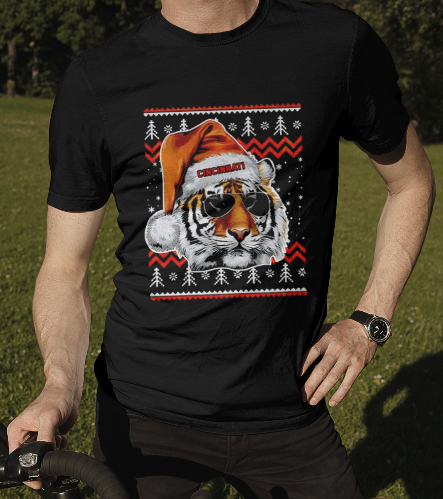 Cincinnati Santa Hat Tiger Ugly Christmas Vintage Football T-Shirt