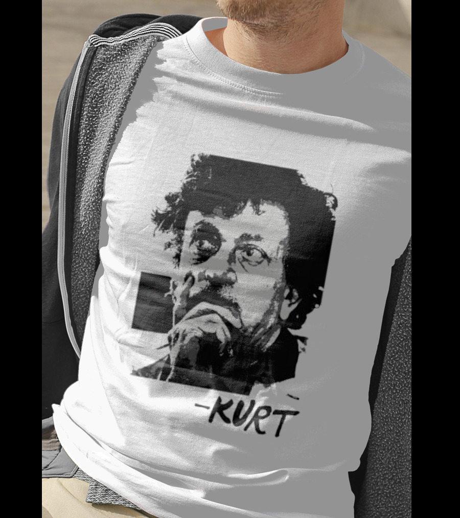 Kurt Vonnegut Vintage Portrait Signature T-Shirt