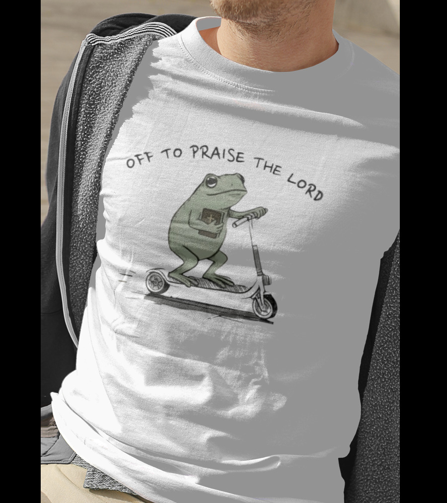 Funny Christian Frog Off To Praise The Lord On Scooter T-Shirt