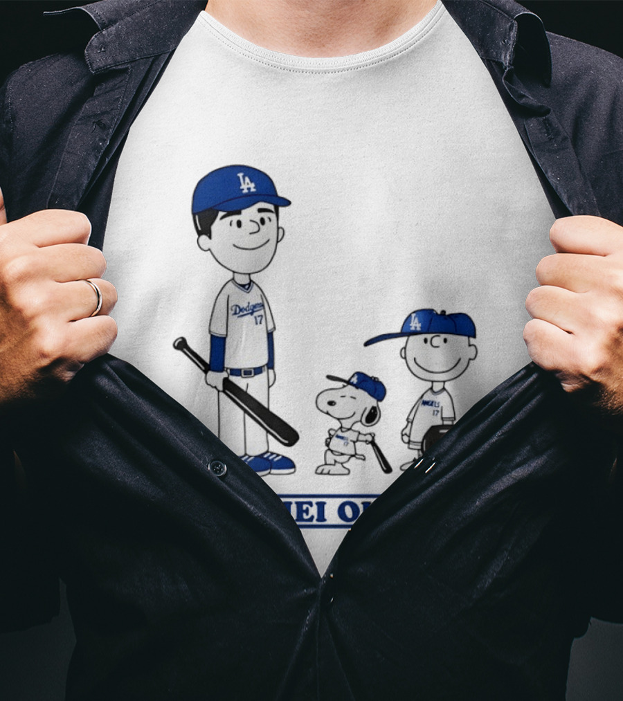 Snoopy Shohei Ohtani Los Angeles Dodgers Baseball Peanuts T-Shirt