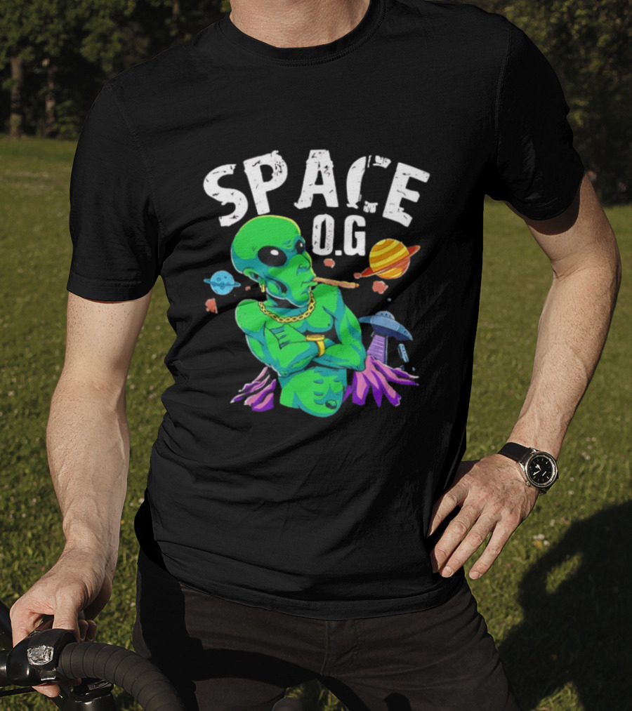 SPACE O.G. Alien Smoking Planets UFO Chain T-Shirt