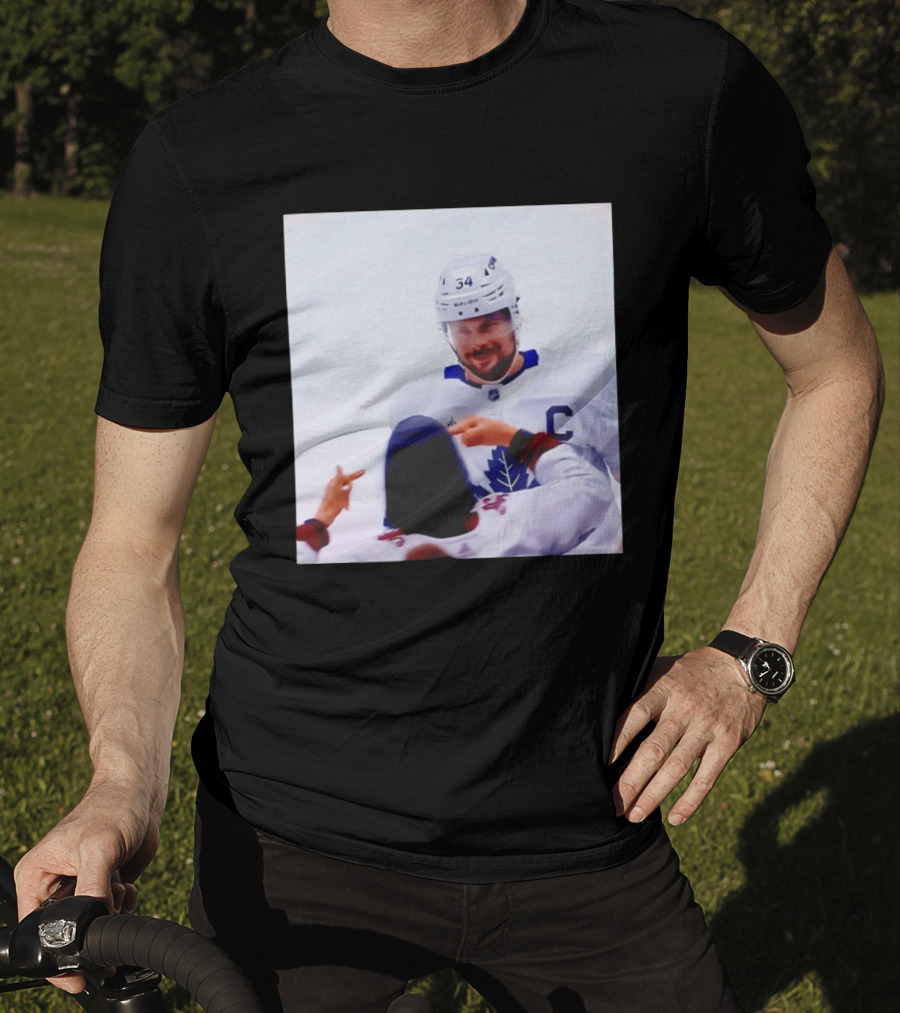 Auston Matthews Smirk Number 34 Maple Leafs Captain Ice Hockey Moment T-Shirt