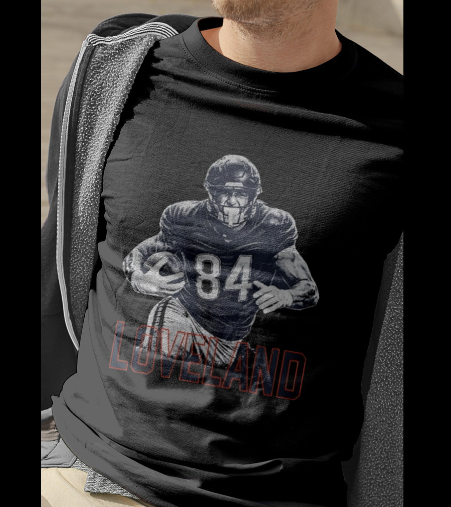 Colston Loveland 84 Chicago Bears Football Player Halftone T-Shirt