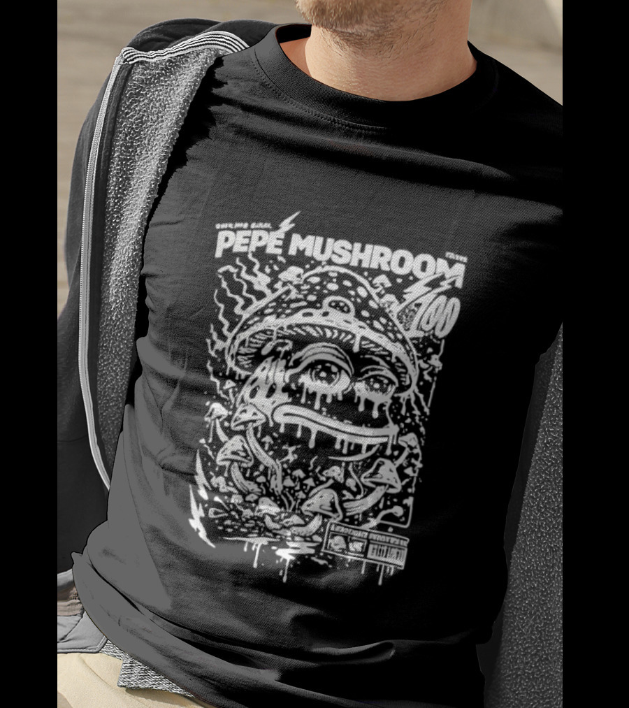 Pepe Mushroom Trippy Frog Motif T-Shirt