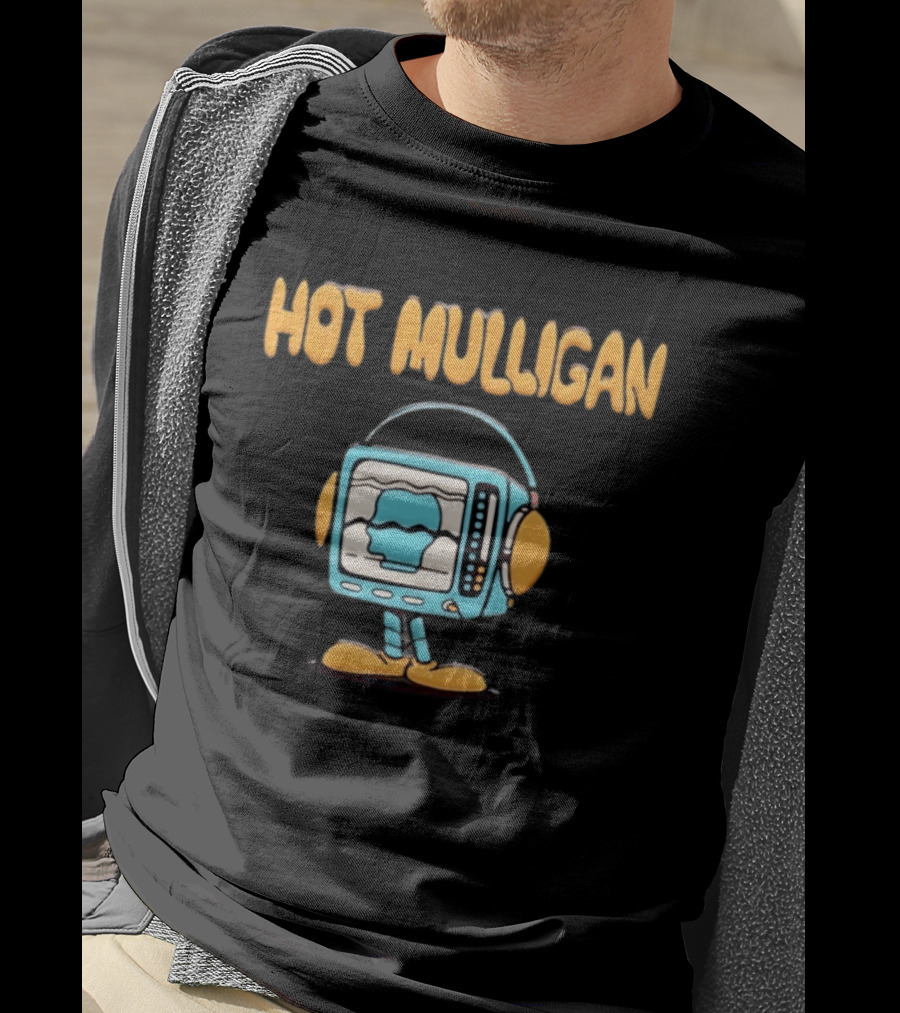 Hot Mulligan TV Guy Puff Headphone T-Shirt