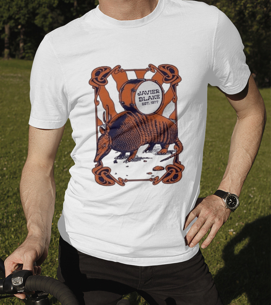 Javier Blake Est 1977 Armadillo Drum Retro Celtic Frame T-Shirt